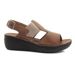 Sandália em Couro Capuccino salto Levecomfort