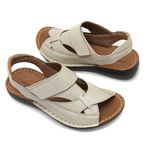 Sandália com Velcro em Couro Creme Levecomfort