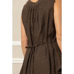 COLETE ANDREA MARROM