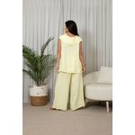 REGATA DAPHNE MANTEIGA