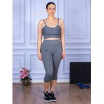 Conjunto Corsário e Top Alça Cinza Mescla