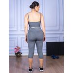 Conjunto Corsário e Top Alça Cinza Mescla