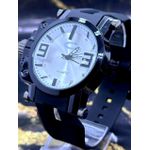 OAKLEY QUARTZ FUNDO BRANCO