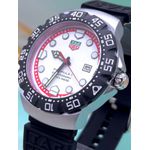 TAG SOLARGRAPH TODO PRETO FUNDO BRANCO FÓRMULA 1 LINHA BANHADA