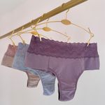 KIT CALCINHA ALGODÃO FIO DUPLO CÓS EM RENDA - COM 03 PEÇAS - CHOCOLATE/MESCLA/SATIN