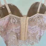 SUTIÃ CORPETE EM RENDA COM BOJO E ARO - BASE