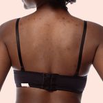 SUTIÃ TOMARA QUE CAIA COM BOJO E ARO EM MICROFIBRA - PRETO