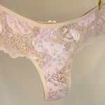 CALCINHA CINTURA BAIXA RENDADA - BASE