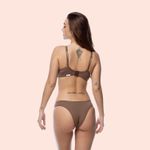 SUTIÃ SEM ARO COM BOJO MACIO TRIÂNGULO EM MICROFIBRA - CASTANHO