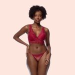 FIO STRING COM REGULAGEM EM RENDA - DESEJO