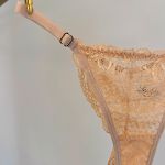 FIO STRING COM REGULAGEM EM RENDA - BASE