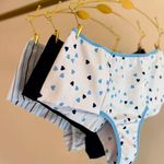 KIT CALCINHA CÓS ALTO FIO DUPLO HOT PANT ALGODÃO - COM 03 PEÇAS - LISTRA/CORACOES/MARINHO