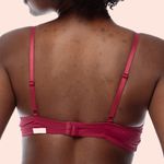 SUTIÃ MEIA TAÇA COM BOJO E ARO E COM BASE EMBUTIDA EM MICROFIBRA - DESEJO