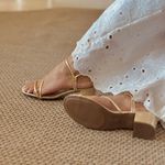 Sandália Kiara Dourado