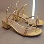 Sandália Kiara Dourado