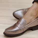 Mocassim Em Couro Amélia Onix