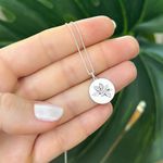 Colar Medalha Galho de Café Flores em Prata 925