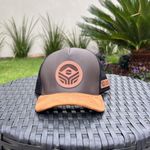 Boné Trucker Café no Brasil