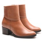 Bota/Coturno Feminina Kader Woman Couro Confort Cravo