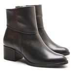 Bota/Coturno Feminina Kader Woman Couro Confort Preto