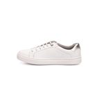 Tênis Casual em Couro Branco com Detalhes Prata Calprado