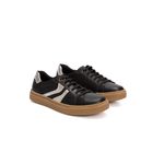 Tênis Feminino Preto em couro com Detalhes Prata