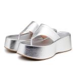 Papete Flat Feminina em Floter Prata 5100
