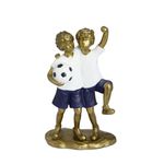 Escultura Futebol Meninos com Bola 16cm Branco e Azul