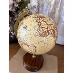 Globo Decorativo Base De Madeira E Metal Dourado 26cm