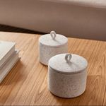 Pote Com Tampa Decorativo Em Ceramica Off White 17cm