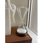 Ampulheta Decorativa Em Vidro Base Madeira 30 Minutos Branco
