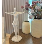Escultura Decorativa Casal Poliresina Branco Decoração