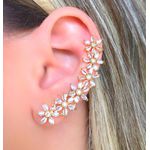 Brinco Ear Cuff Cravejado Na Zircônia Com Detalhe De Flor