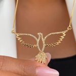 Colar Espirito Santo cravejado na micro zircônia