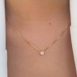 Colar de ponto de luz 