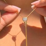 Colar Gravatinha de coração na zircônia 