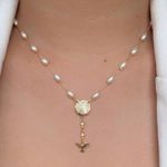 Colar de perolas nossa senhora com espirito santo 