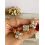 Conjunto Flor Cravejado na Zircônia 