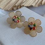 Brinco de flor com pedras em zircônia 