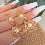 Brinco Concha com Pérola 