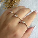 Anel com zircônia (CADA)