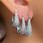 Trio de argola cravejada formato gota