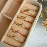 Anel Regulável com zircônias minimalistas (cada)