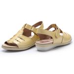  Sandália New Soft em Couro cor Citrino J.Gean 