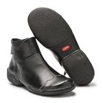 Bota Feminina em Couro Preto J.Gean CM0039