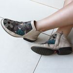 Bota Rasteira Feminina De Couro areia J.gean Dual Comfort Cod. De0011