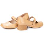 Sapato Boneca Salto Grosso Em Couro Bege Dual Comfort J.Gean