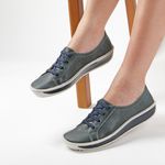 Sapatilha Tênis Feminino em Couro cor Azul Denin J.Gean Wave