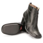 Bota Feminina New Pietra Salto Alto em Couro Preto J.gean 