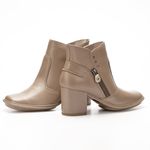 Bota Feminina New Pietra Salto Alto em Couro Fendi J.gean 